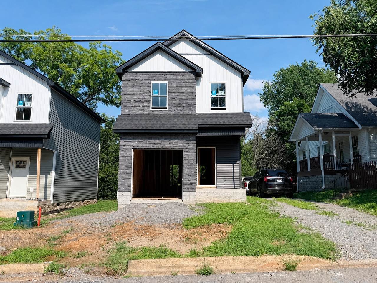 821 Gracey Ave - Photo 1