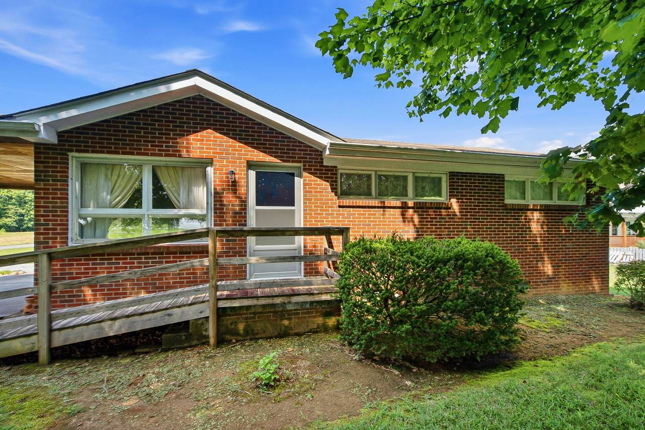 5204 Highway 161 - Photo 1
