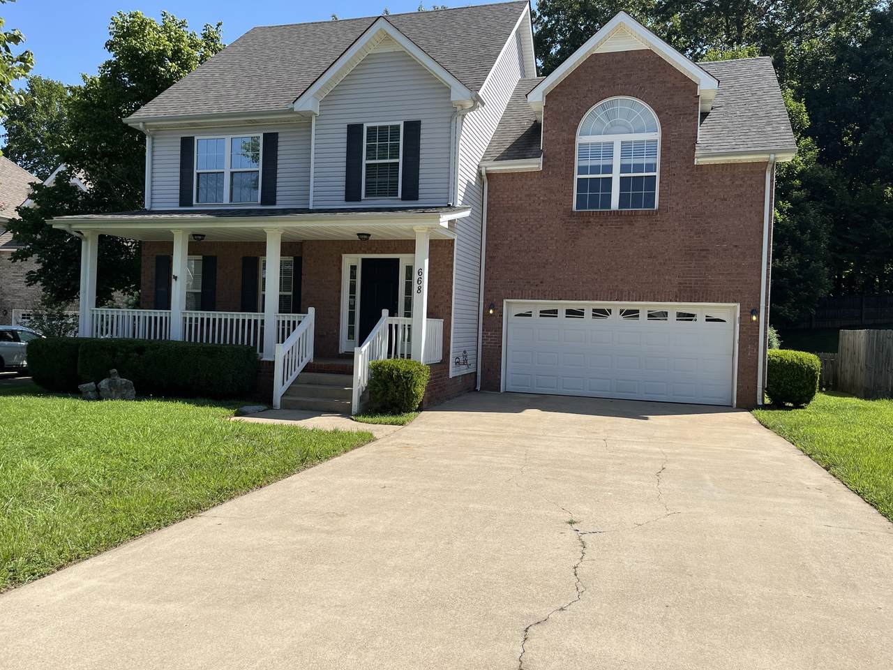 668 Winding Bluff Way - Photo 1