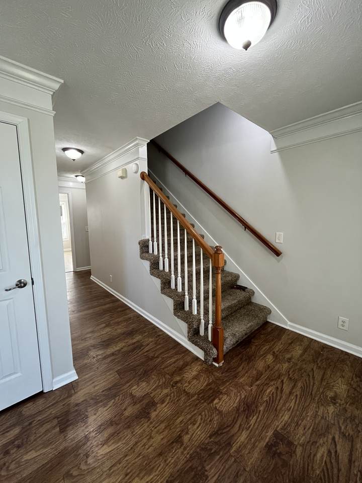 https://bt-photos.global.ssl.fastly.net/nashville/1280_boomver_1_RTC3305099-1.jpg