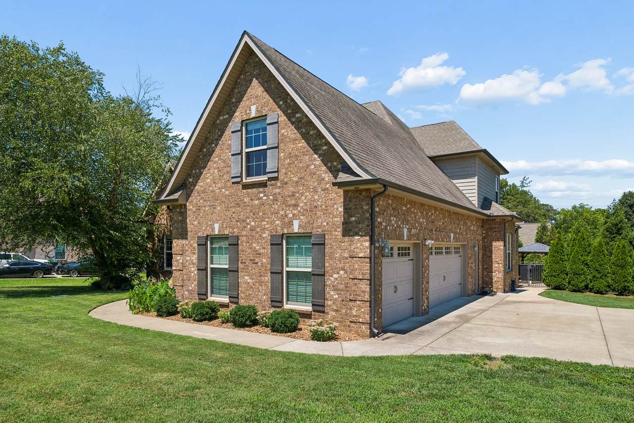 https://bt-photos.global.ssl.fastly.net/nashville/1280_boomver_1_RTC3305105-1.jpg