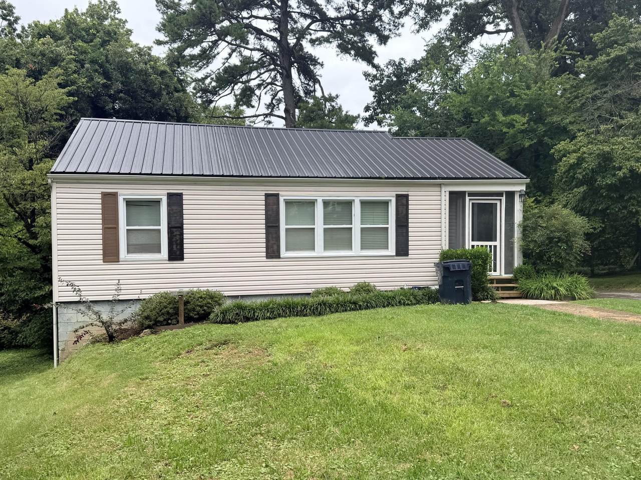 3703 Sullivan Avenue - Photo 1