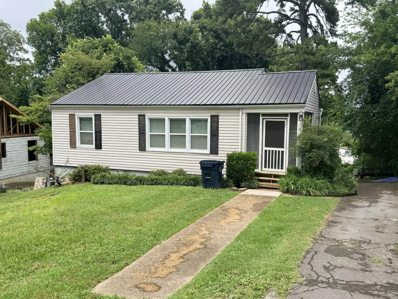 https://bt-photos.global.ssl.fastly.net/nashville/1280_boomver_1_RTC3305149-1.jpg