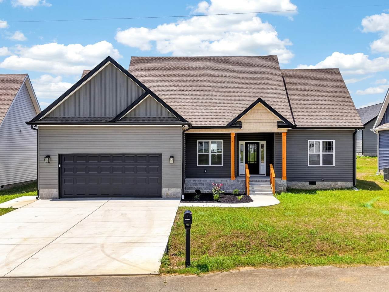 707 Lasters Ave - Photo 1
