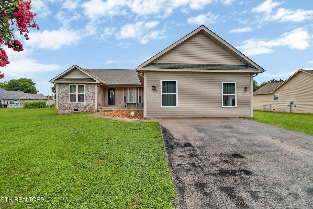 67 Lakyn Drive - Photo 1