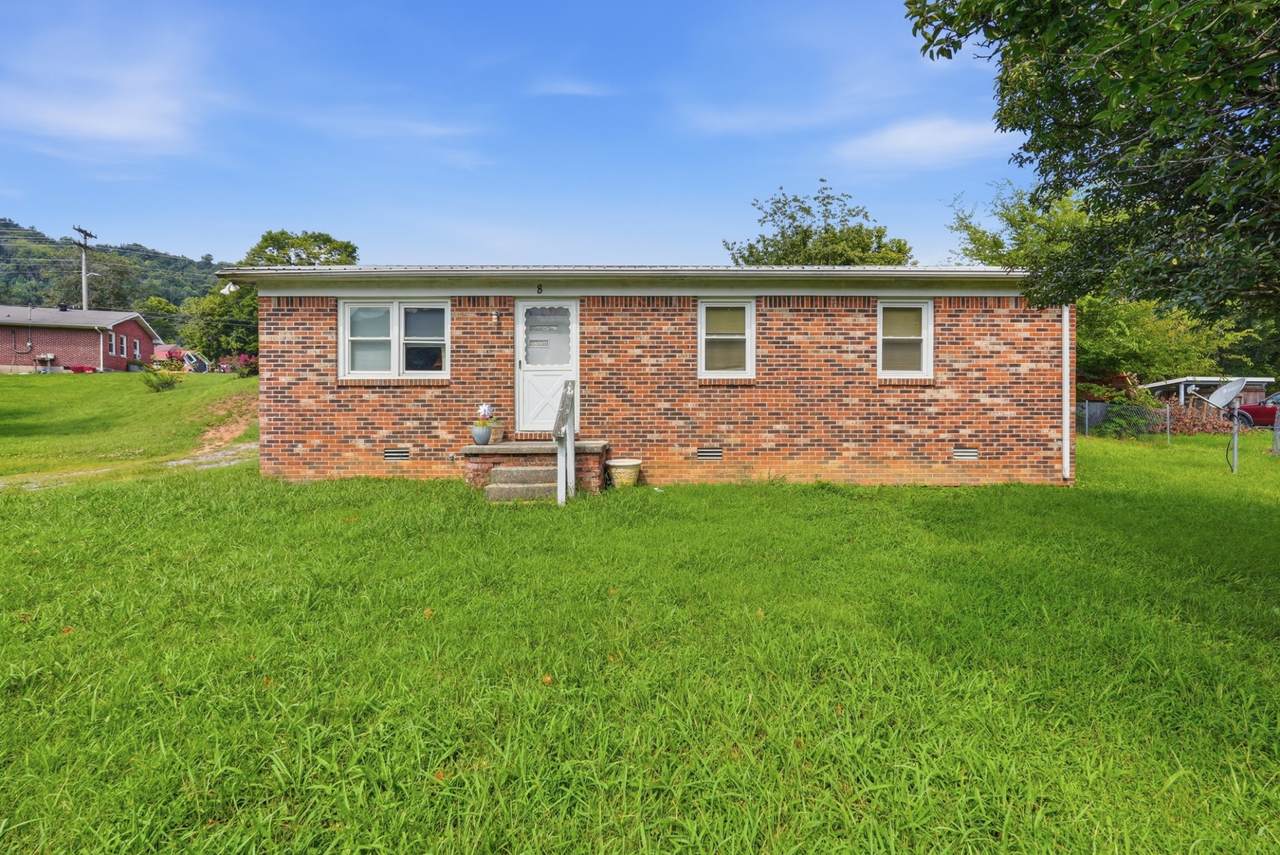 8 Thurman Dr - Photo 1