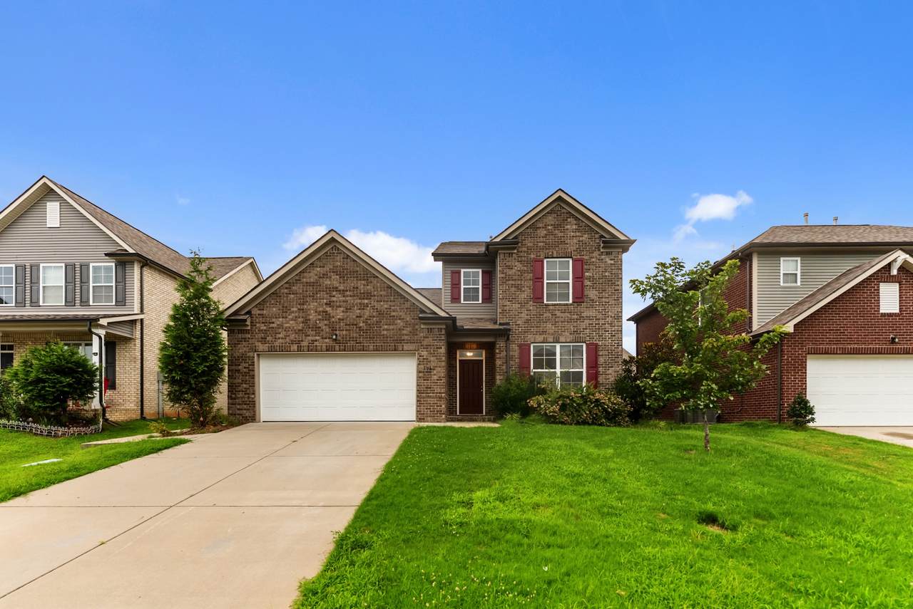606 Green Meadow Ln - Photo 1