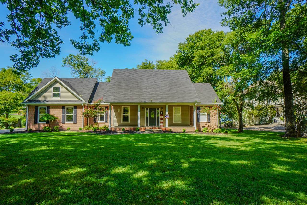 242 Lake Terrace Dr - Photo 1