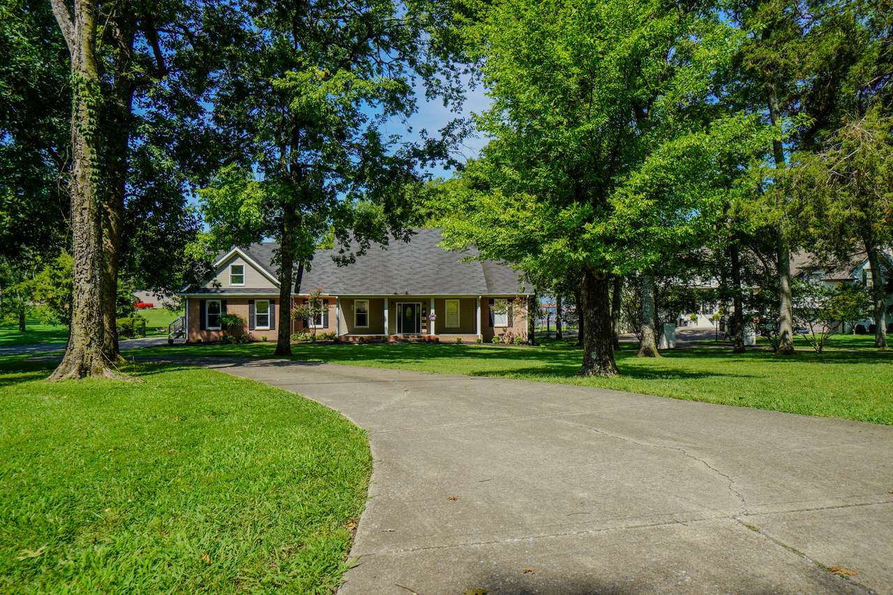 https://bt-photos.global.ssl.fastly.net/nashville/1280_boomver_1_RTC3305375-1.jpg