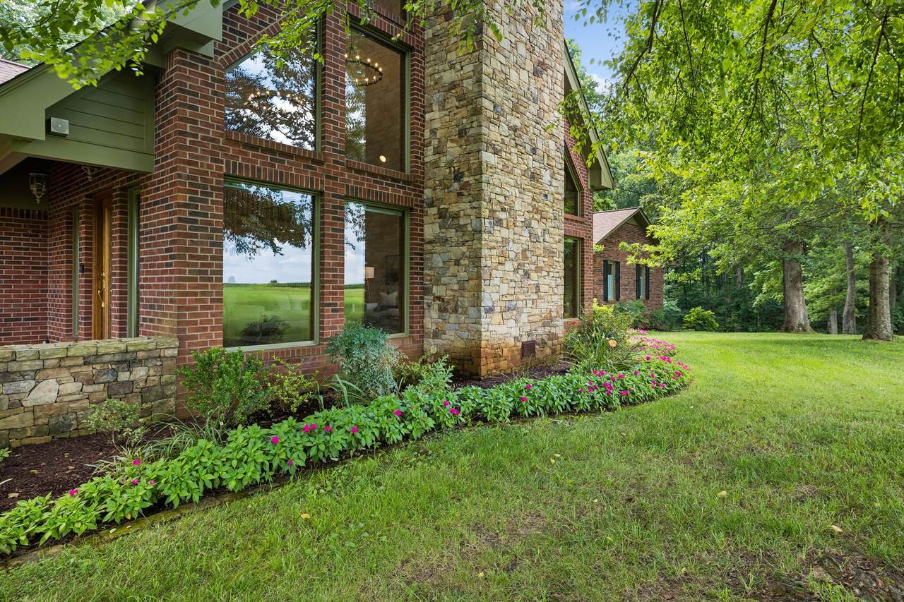https://bt-photos.global.ssl.fastly.net/nashville/1280_boomver_1_RTC3305428-1.jpg