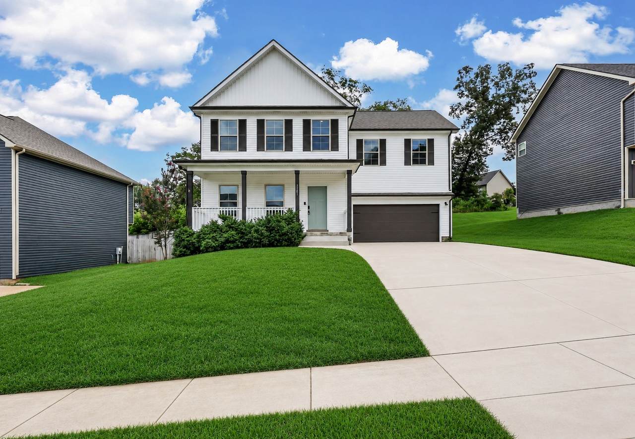 1381 Sussex Dr - Photo 1