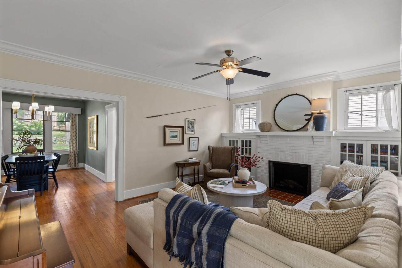 1121 Highland Drive - Photo 1