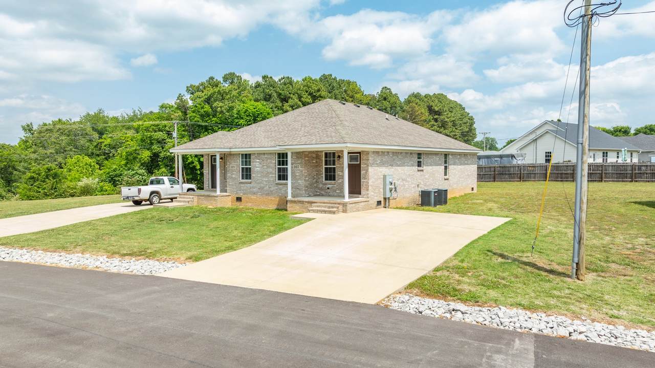 116 Curt Alsup Way - Photo 1