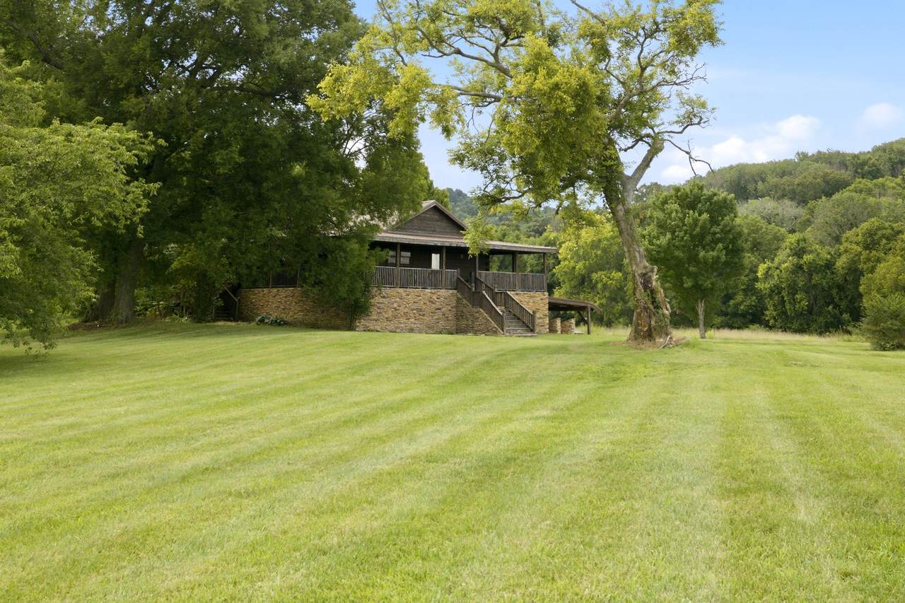 2425 Allisona Rd - Photo 1
