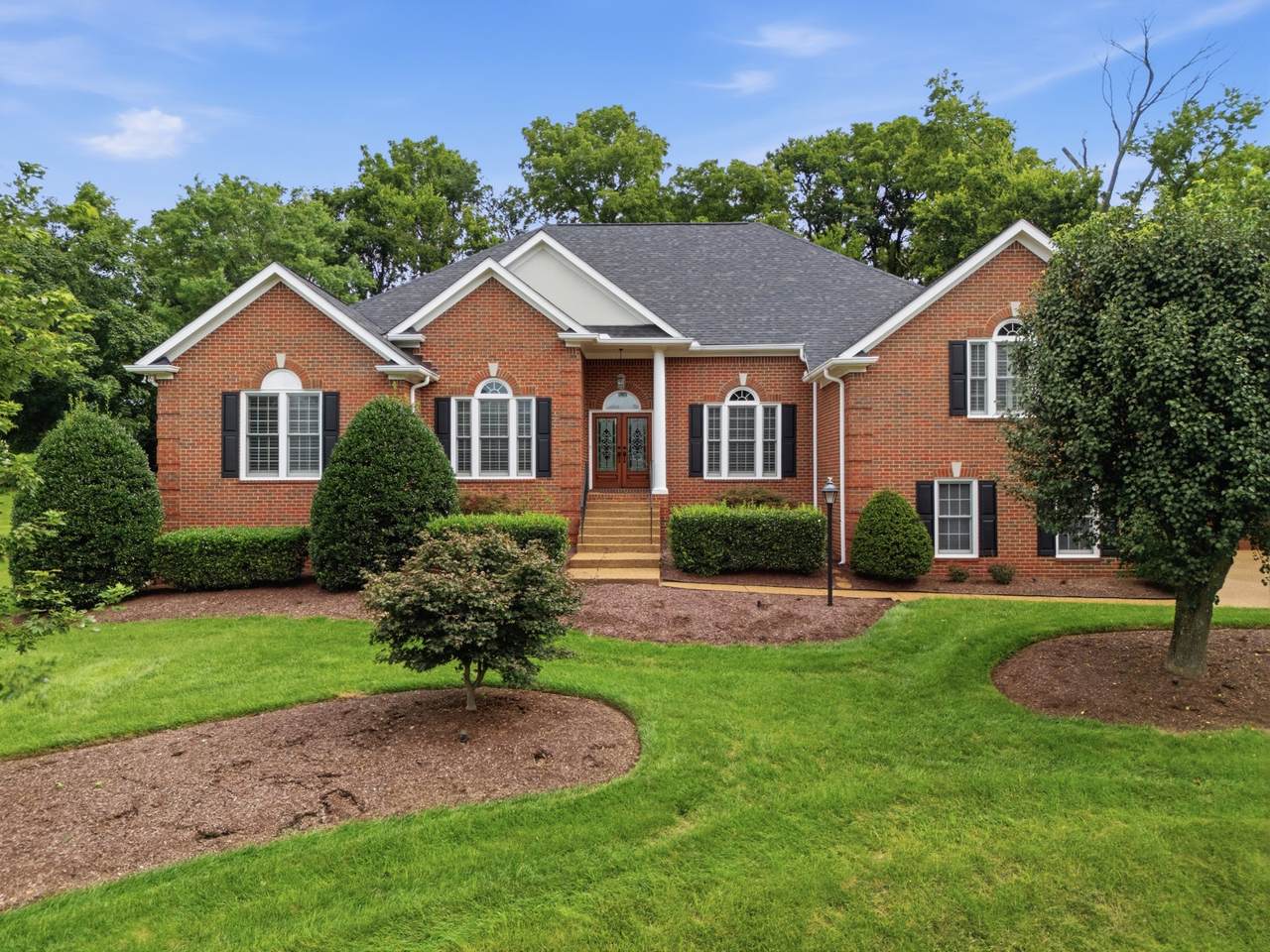 616 Burton Dr - Photo 1
