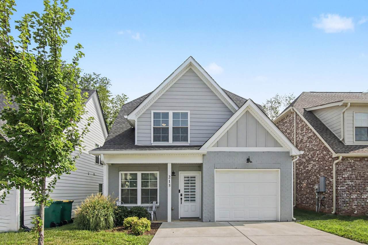 215 Emmett Dr - Photo 1