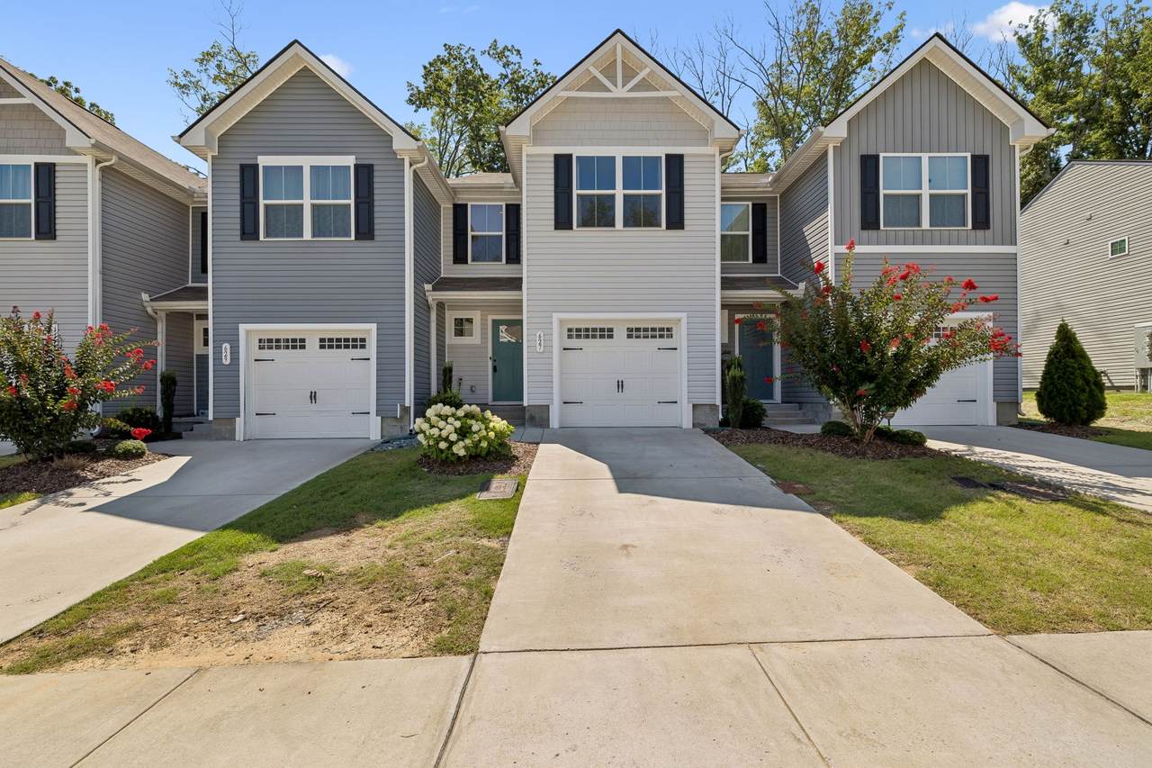 627 Woodall Ridge Dr - Photo 1