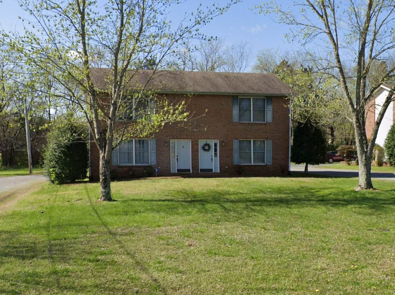 1706 Monument Ln - Photo 1