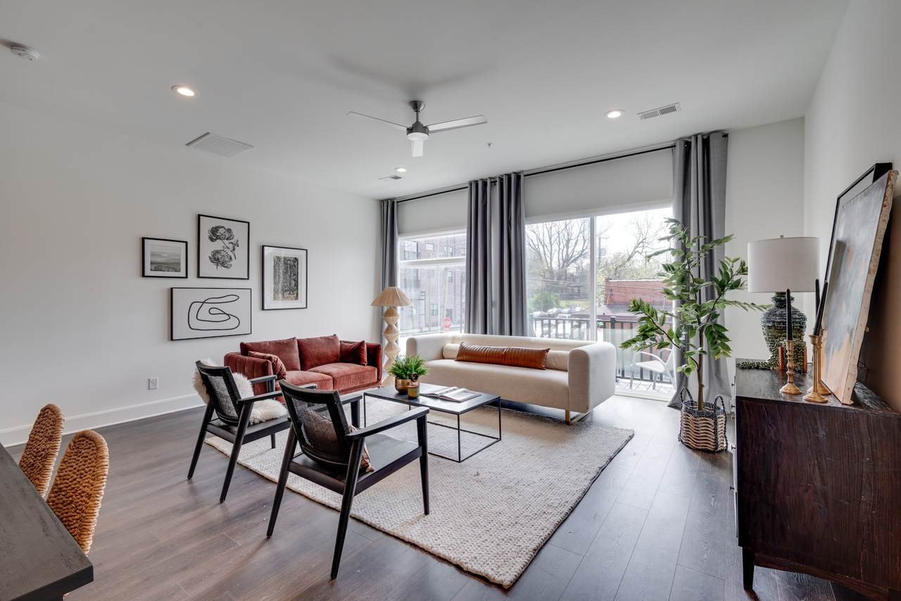 345 Douglas Ave - Photo 1