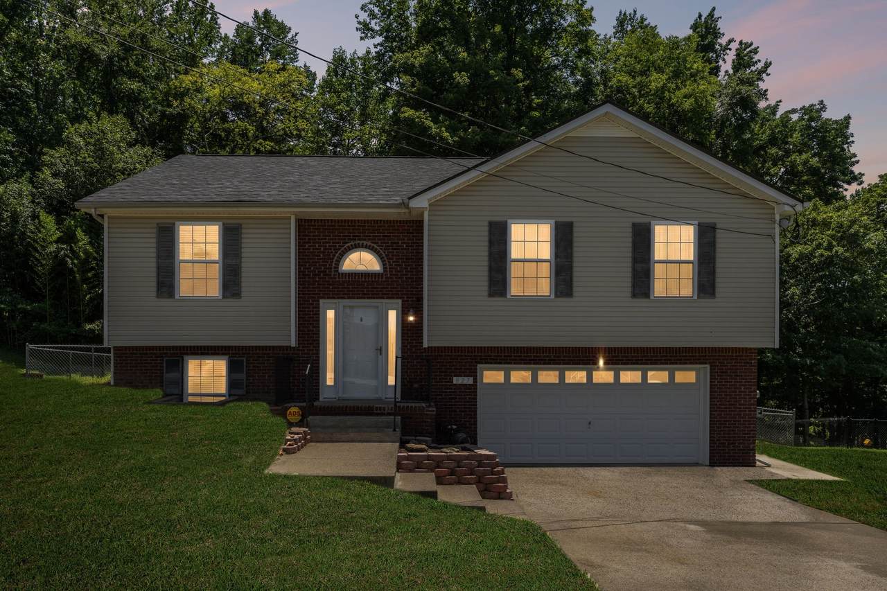 827 Sugarcane Way - Photo 1
