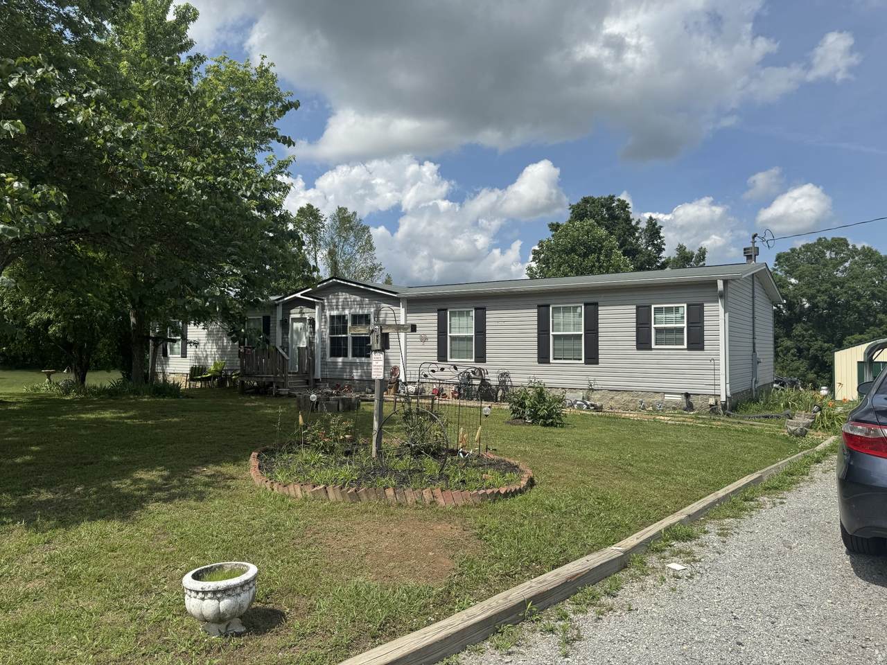 9663 Old Hillsboro Rd - Photo 1