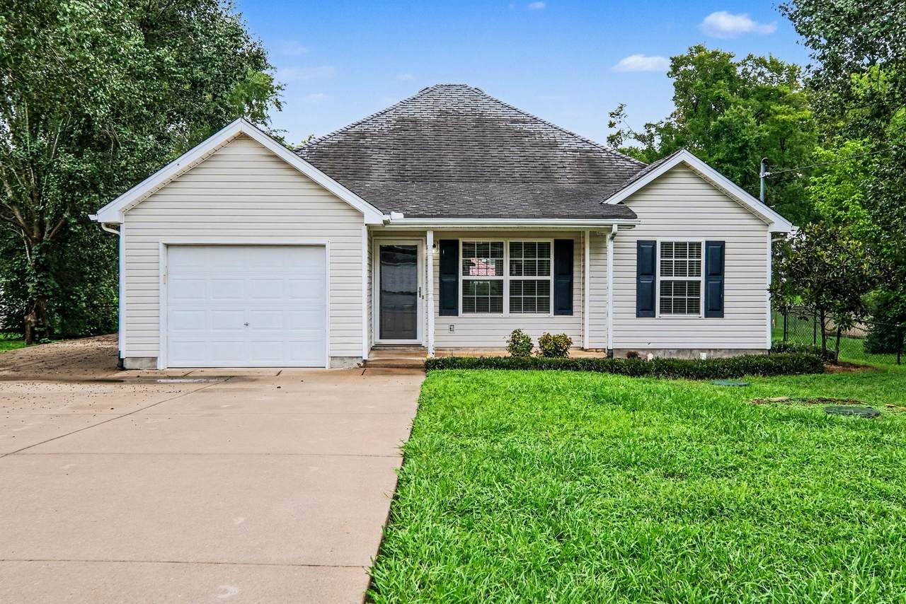 107 Breeze Dr - Photo 1