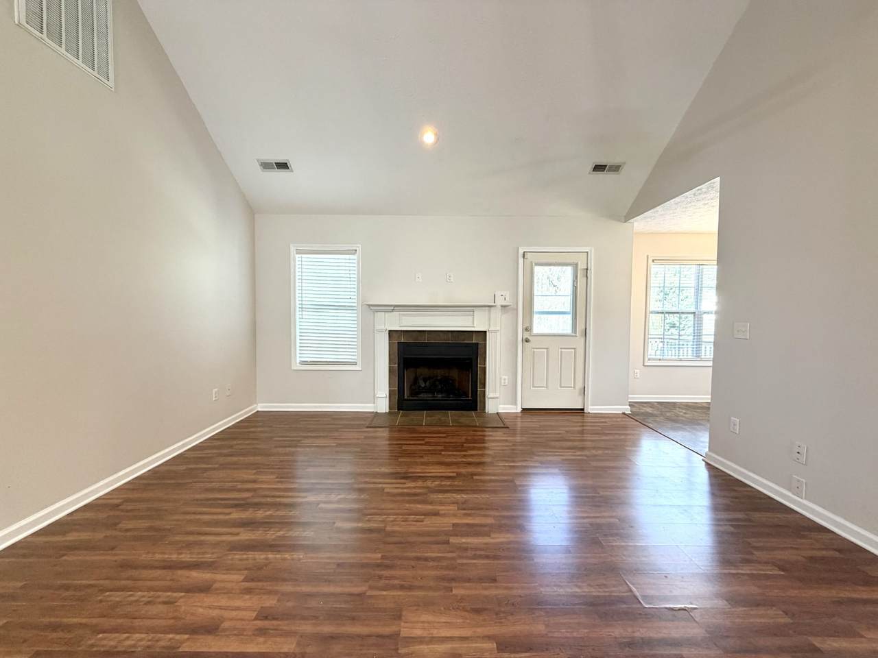 https://bt-photos.global.ssl.fastly.net/nashville/1280_boomver_1_RTC3306038-1.jpg