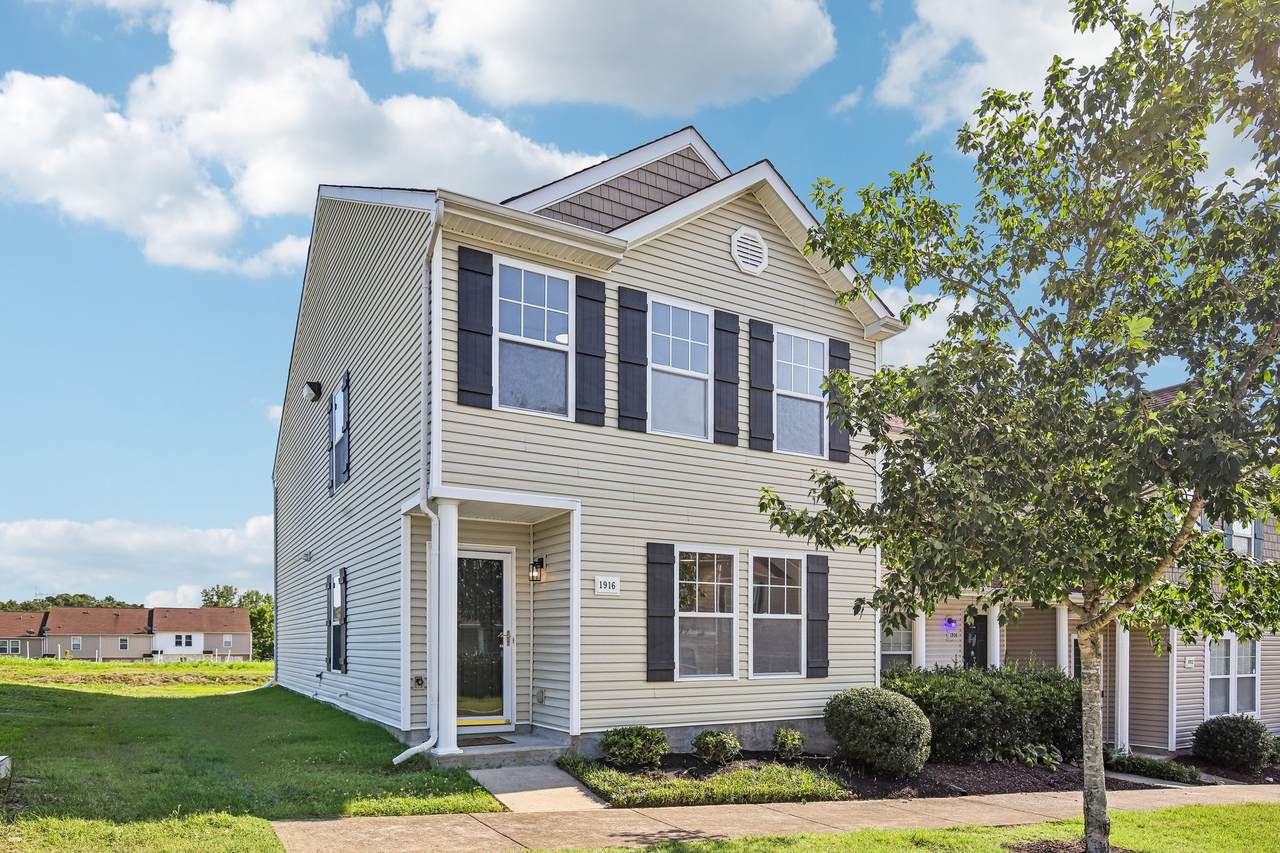 1916 Isabelle Ln - Photo 1