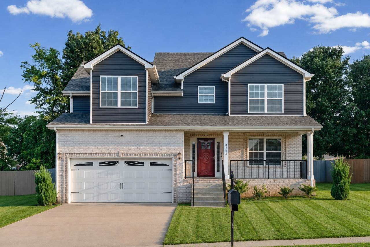 2362 Danbury Dr - Photo 1