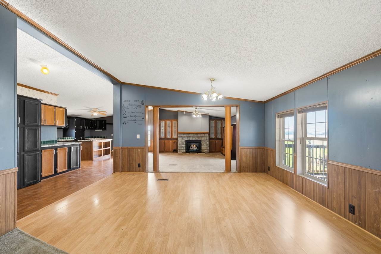 2088 Stokes Rd - Photo 1
