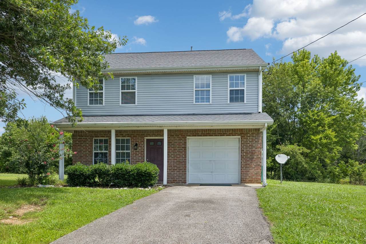 1101 Acorn Dr - Photo 1