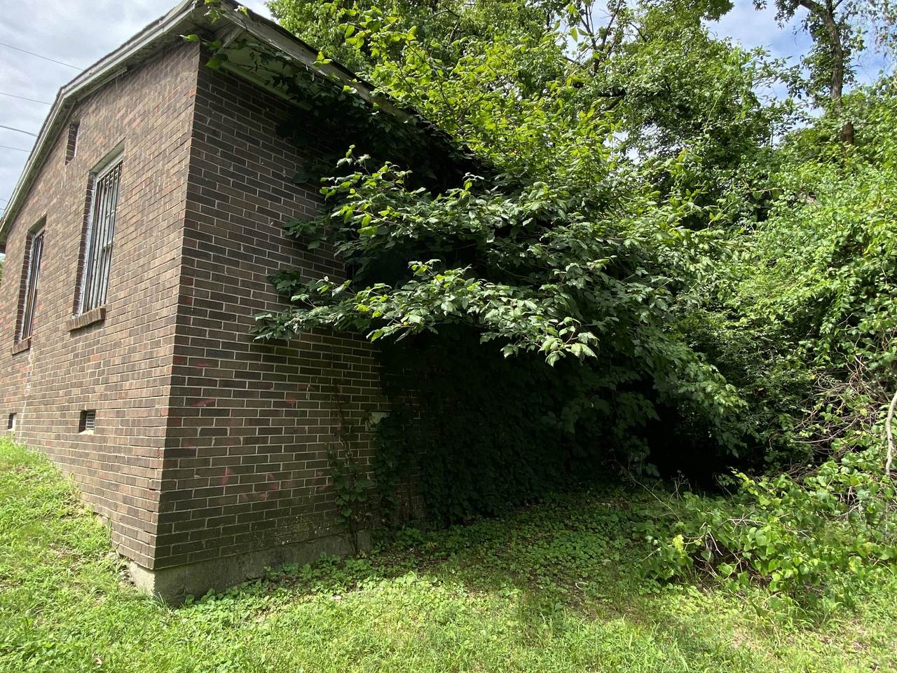 https://bt-photos.global.ssl.fastly.net/nashville/1280_boomver_1_RTC3306345-1.jpg