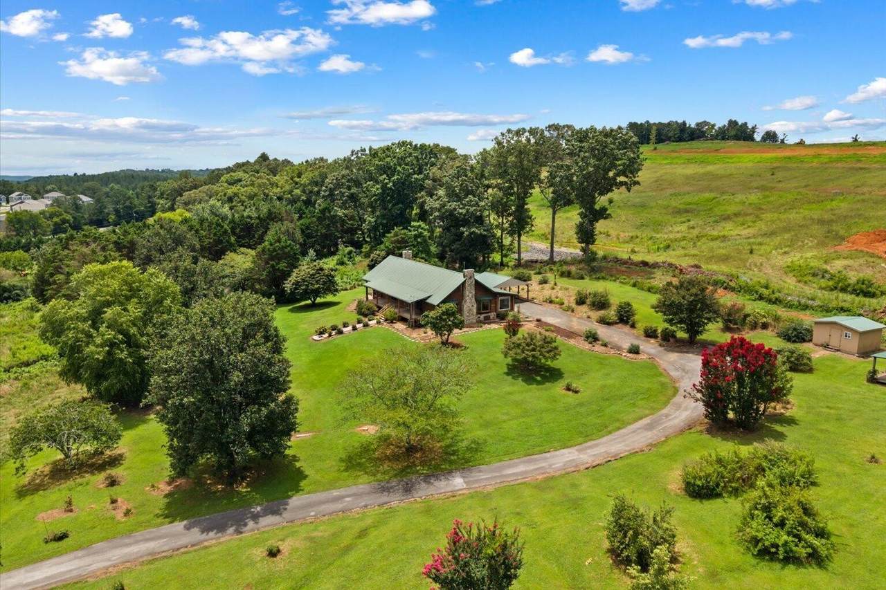 315 Woody Road - Photo 1