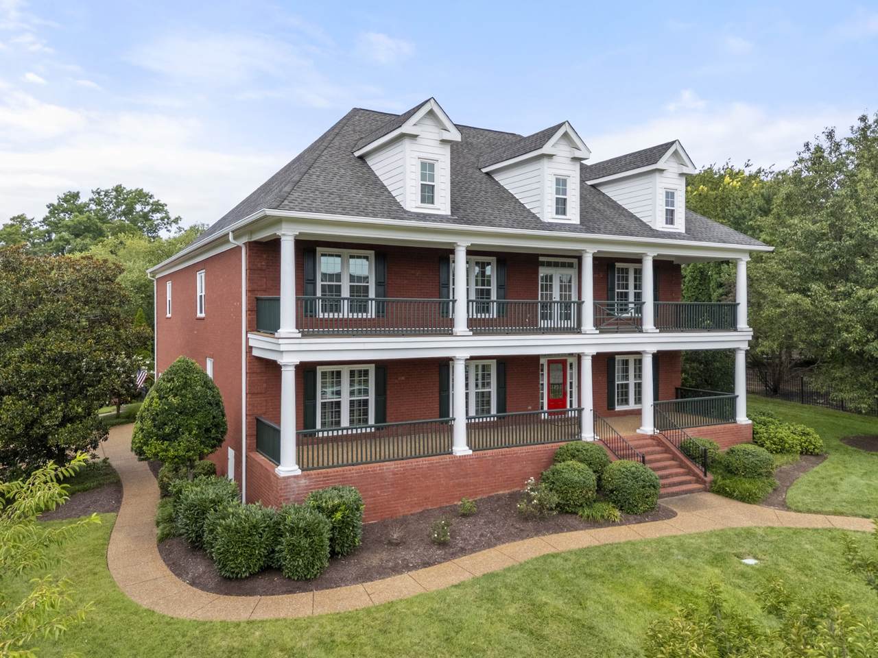 https://bt-photos.global.ssl.fastly.net/nashville/1280_boomver_1_RTC3306426-1.jpg