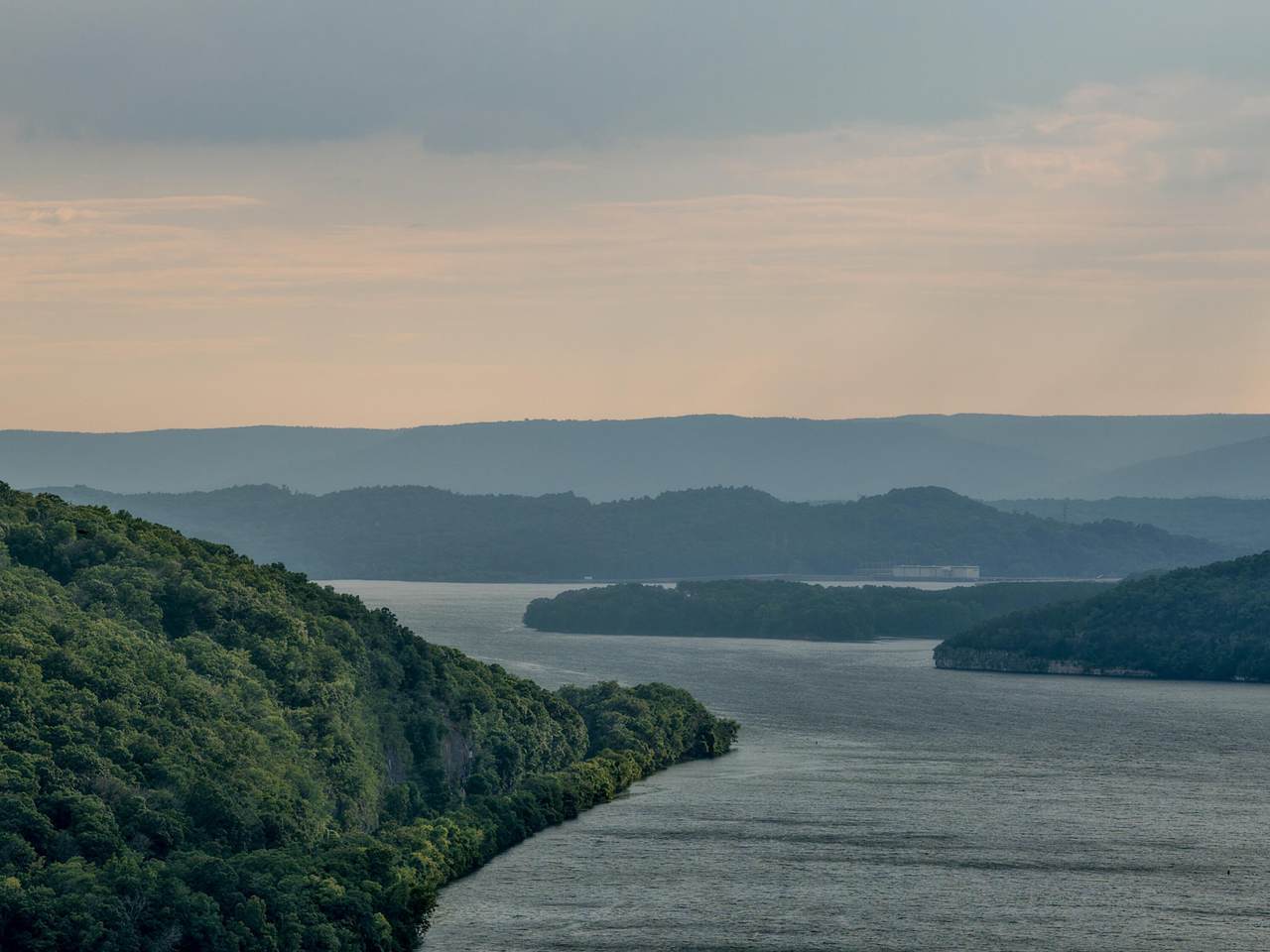 https://bt-photos.global.ssl.fastly.net/nashville/1280_boomver_1_RTC3306687-1.jpg