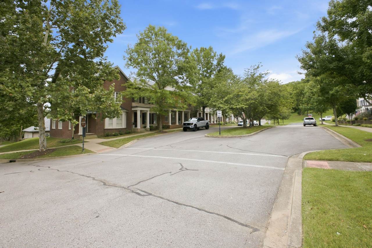 https://bt-photos.global.ssl.fastly.net/nashville/1280_boomver_1_RTC3306737-1.jpg