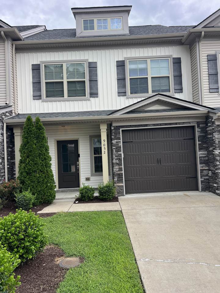 9052 Brixworth Ct - Photo 1