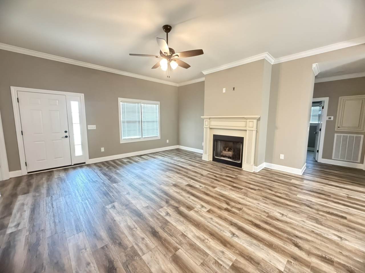 https://bt-photos.global.ssl.fastly.net/nashville/1280_boomver_1_RTC3307325-1.jpg