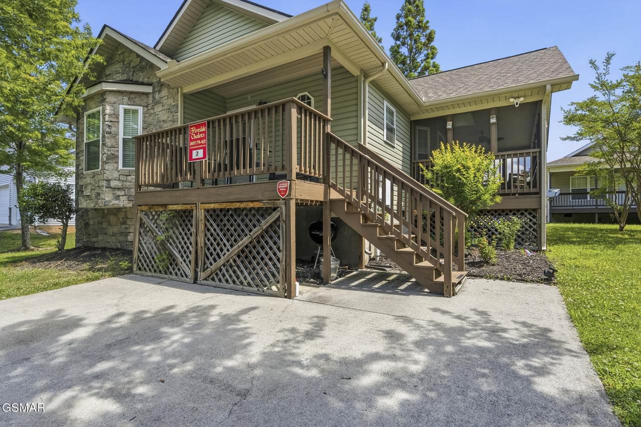 650 Lloyd Huskey Road - Photo 1