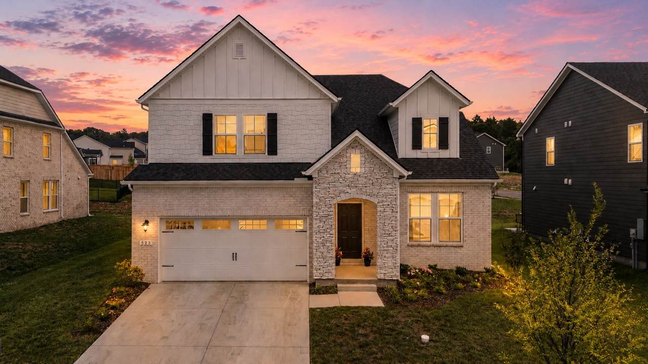 523 Kemp Dr - Photo 1