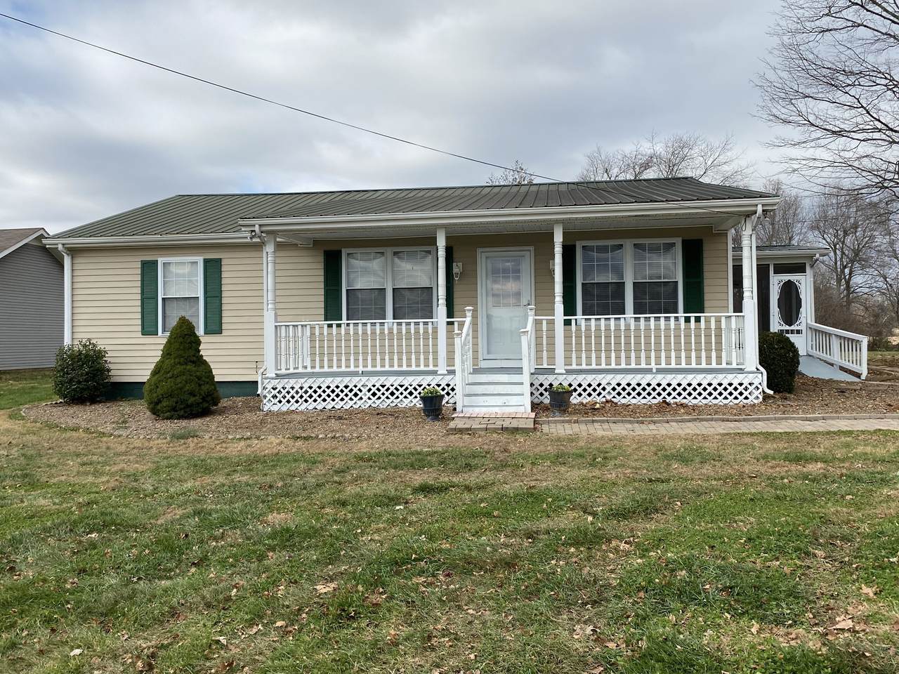 2289 Clarksville Rd - Photo 1