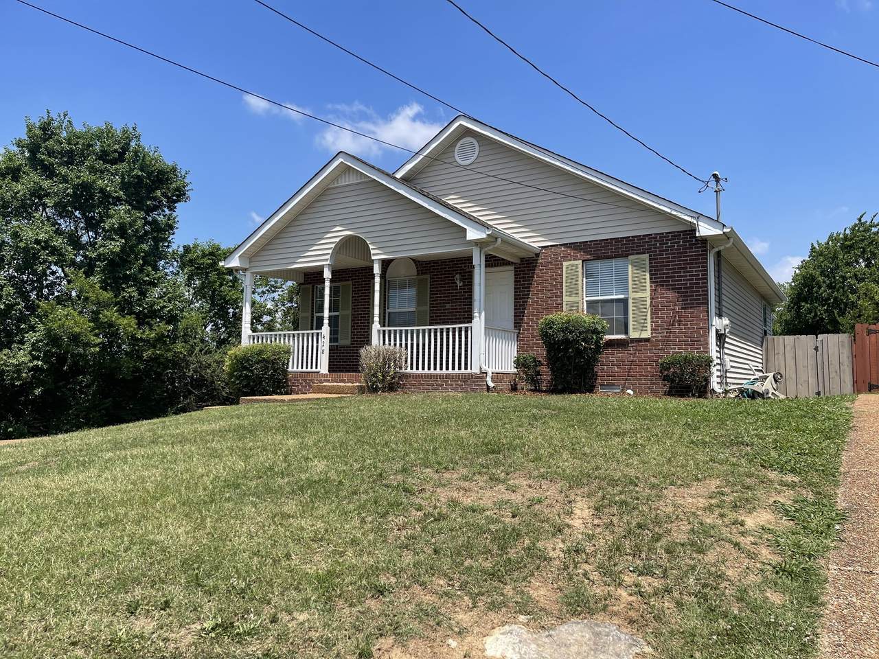 428 Newton Ct - Photo 1