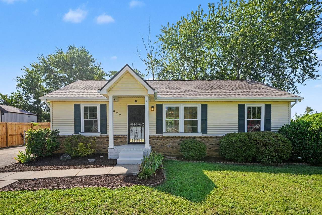 1577 Mary Beth Ln - Photo 1
