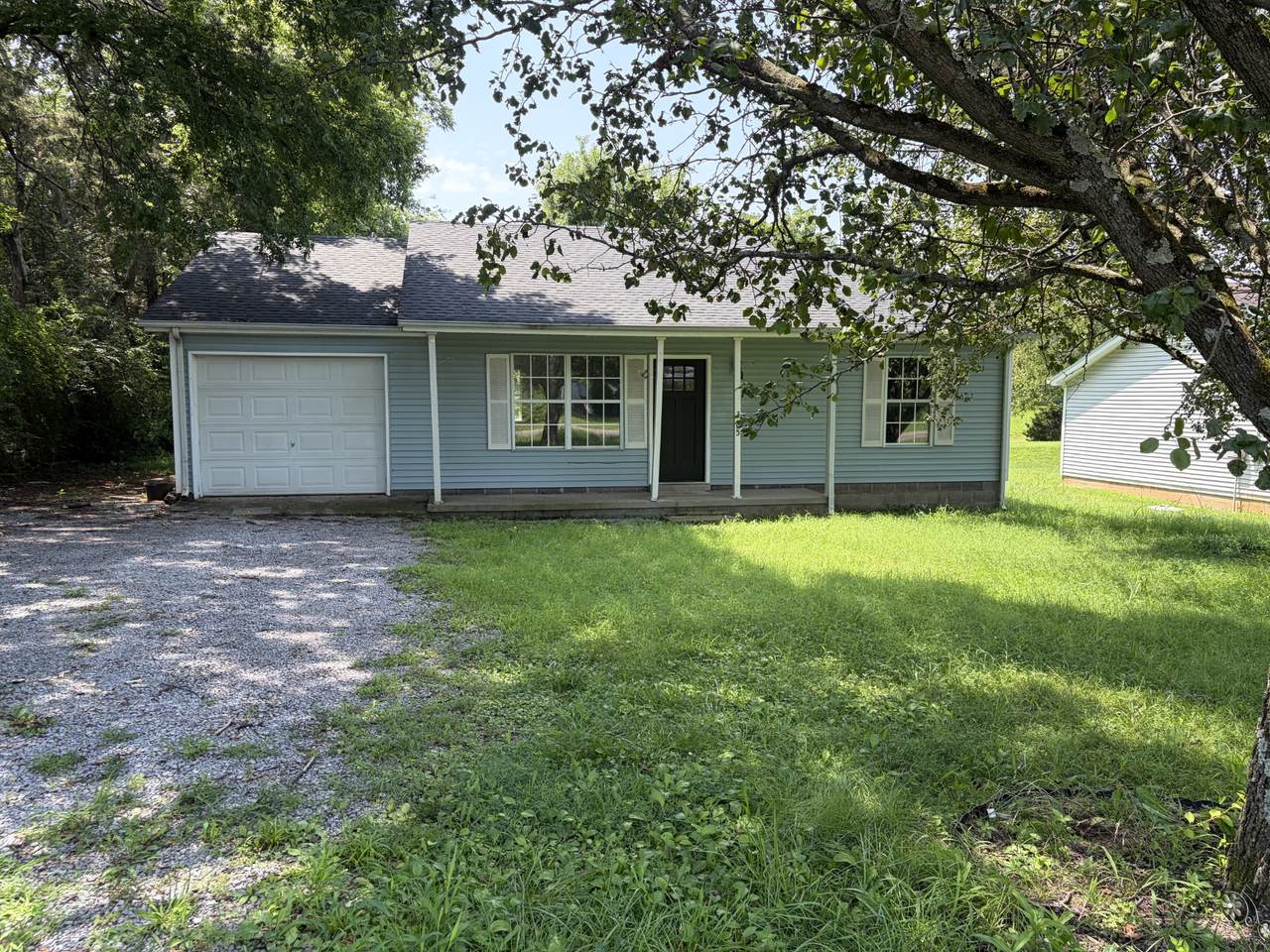 385 Jefferson Pike - Photo 1