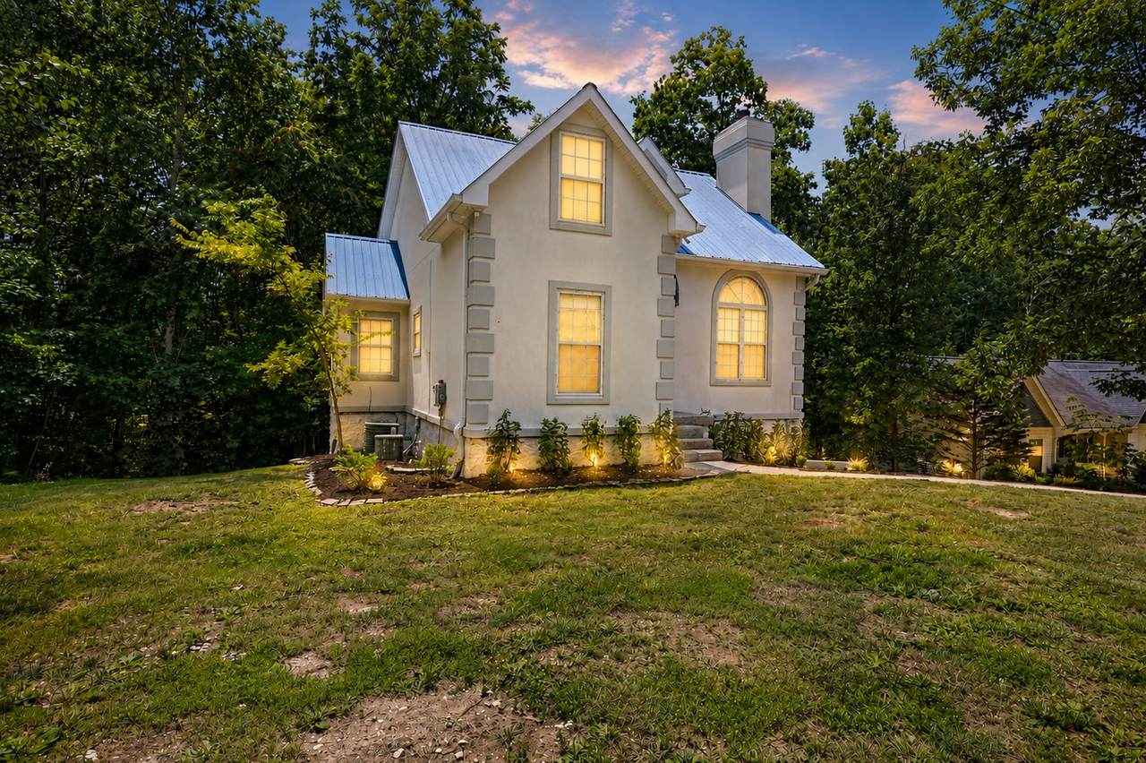 5048 Appalachain Dr - Photo 1