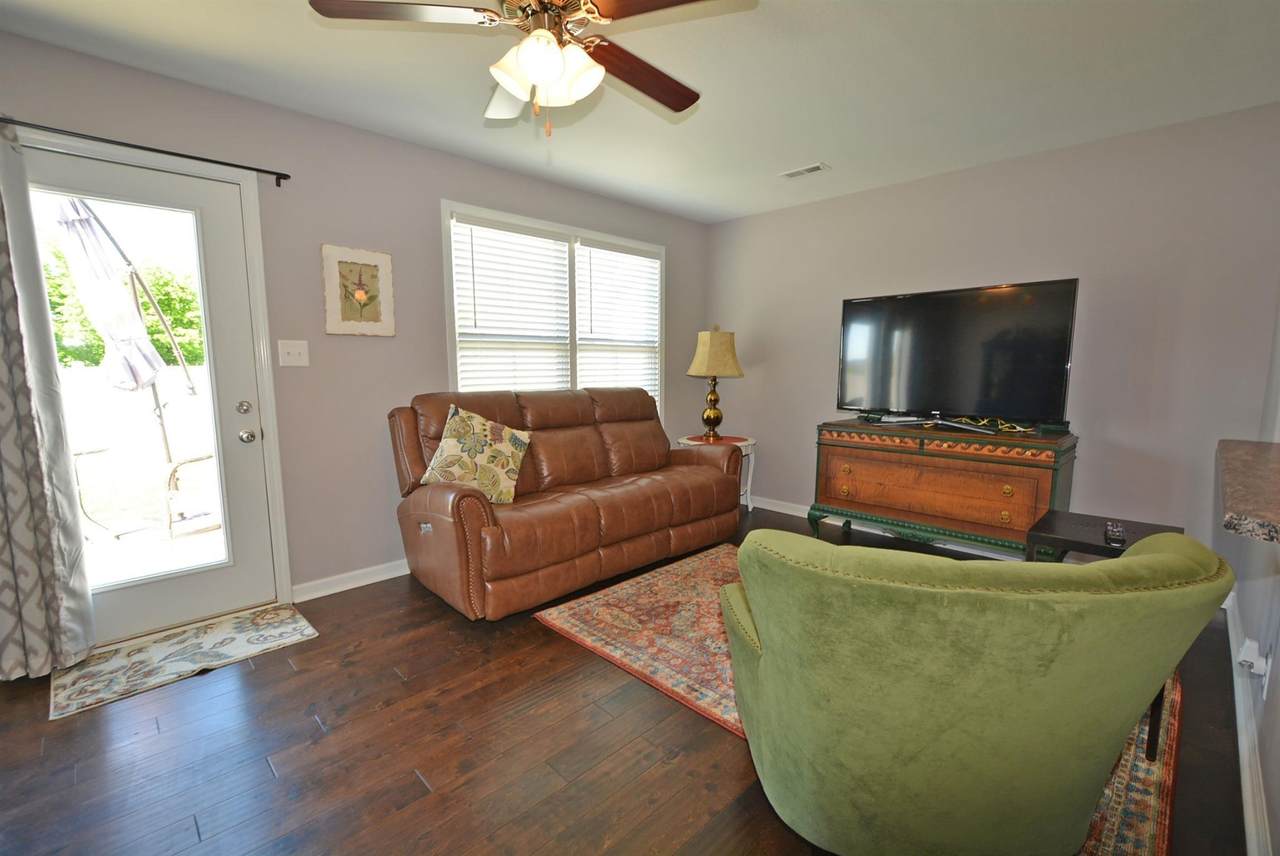 https://bt-photos.global.ssl.fastly.net/nashville/1280_boomver_1_RTC3312133-1.jpg