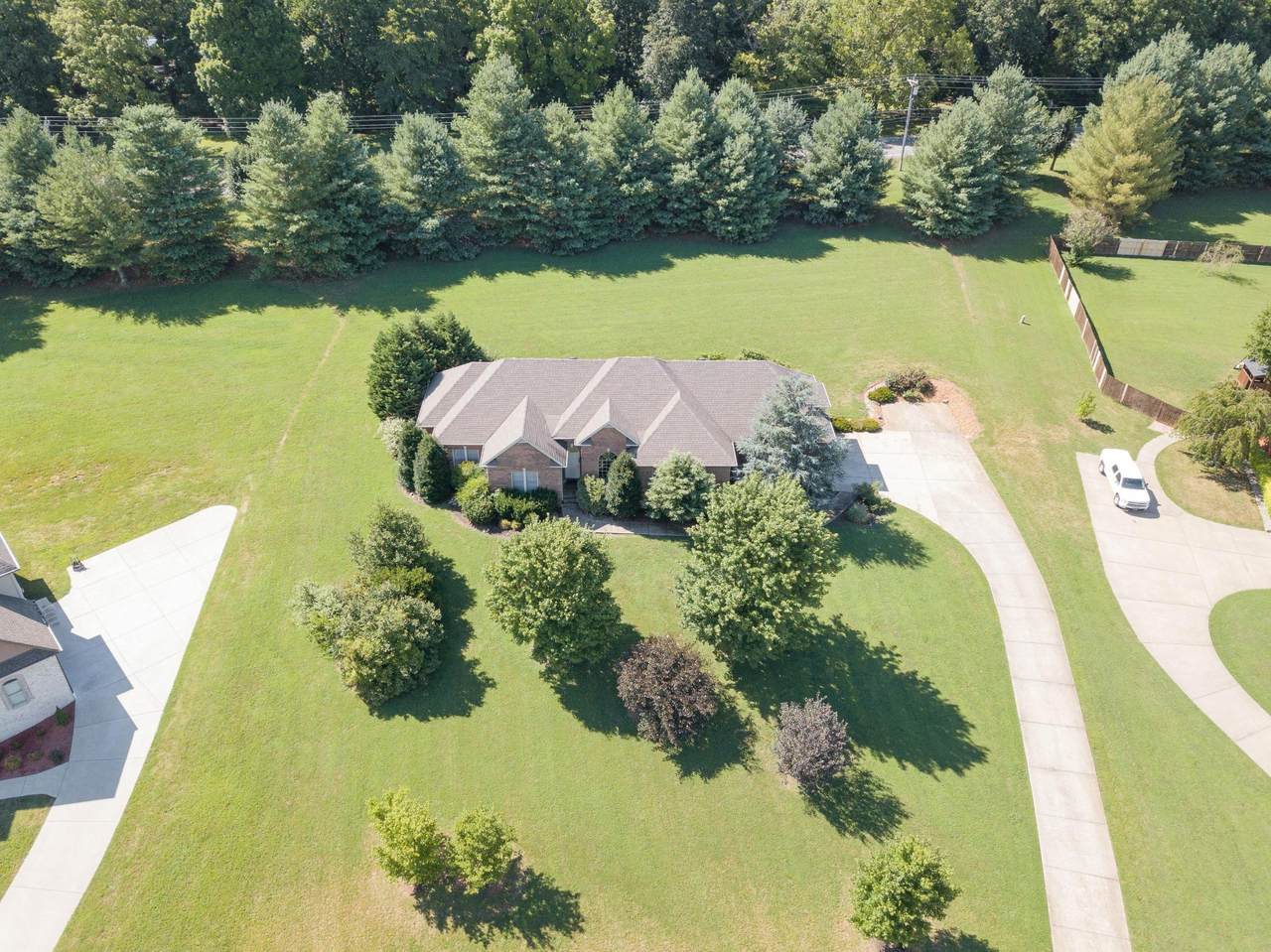 https://bt-photos.global.ssl.fastly.net/nashville/1280_boomver_1_RTC3312234-1.jpg