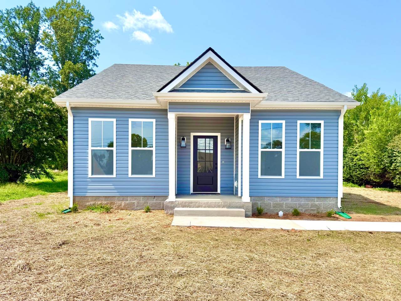 489 S Main St - Photo 1
