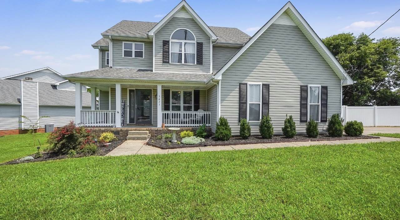 3423 E Henderson Way - Photo 1