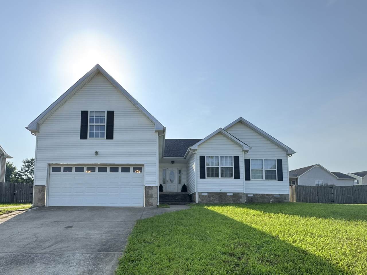 1420 Mutual Dr - Photo 1